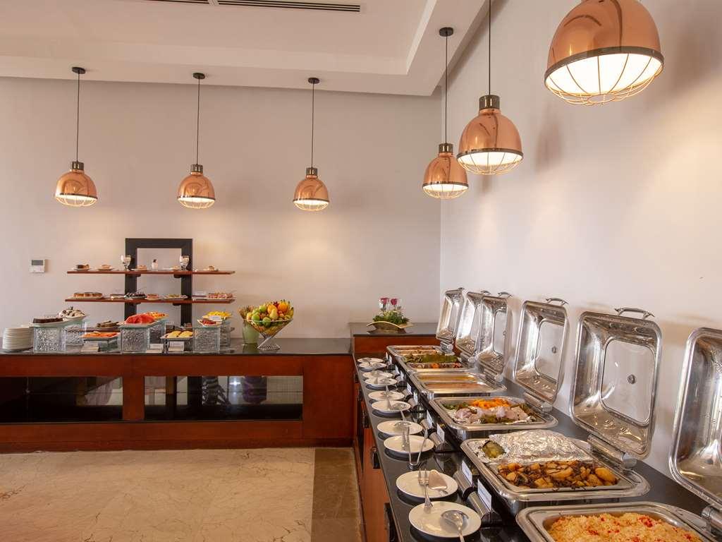 Golden Tulip Canaan 4*