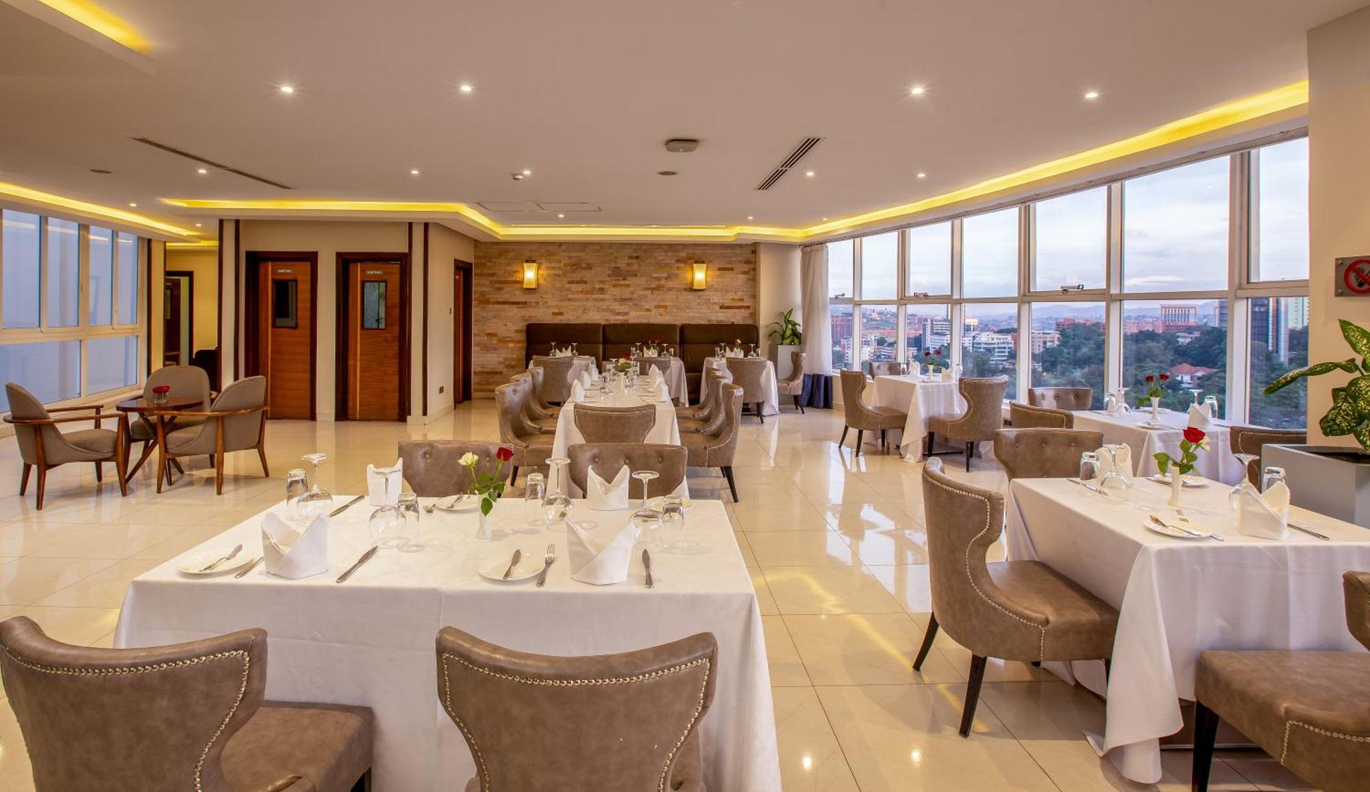 Hotel Golden Tulip Canaan